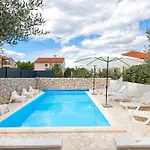 House Anna Vakantiehuis Drage