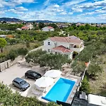 Vakantiehuis House Anna Drage