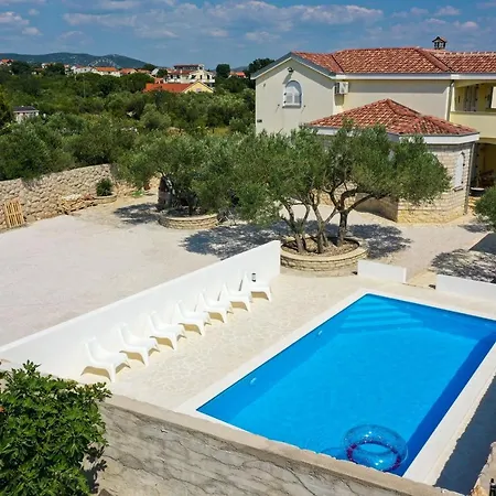 Holiday home House Anna *