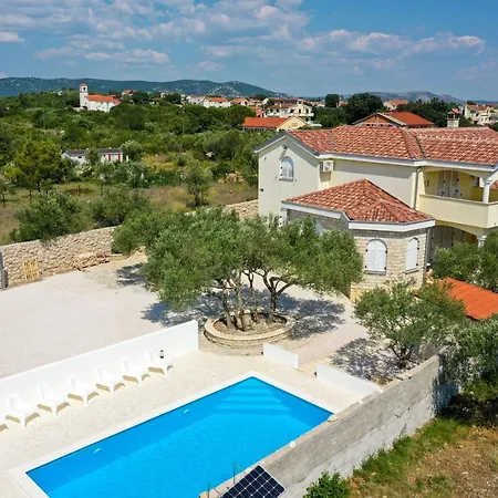 Holiday home House Anna *