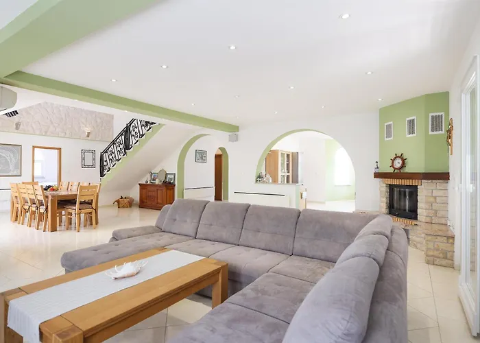 House Anna Tatil Evi *