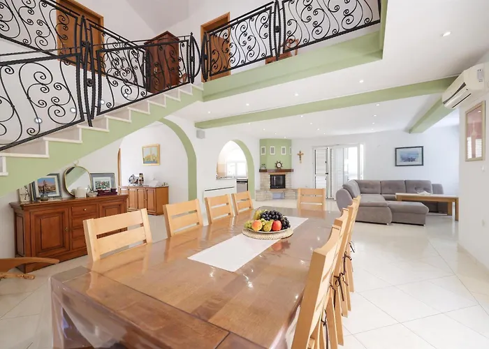 House Anna Tatil Evi Drage